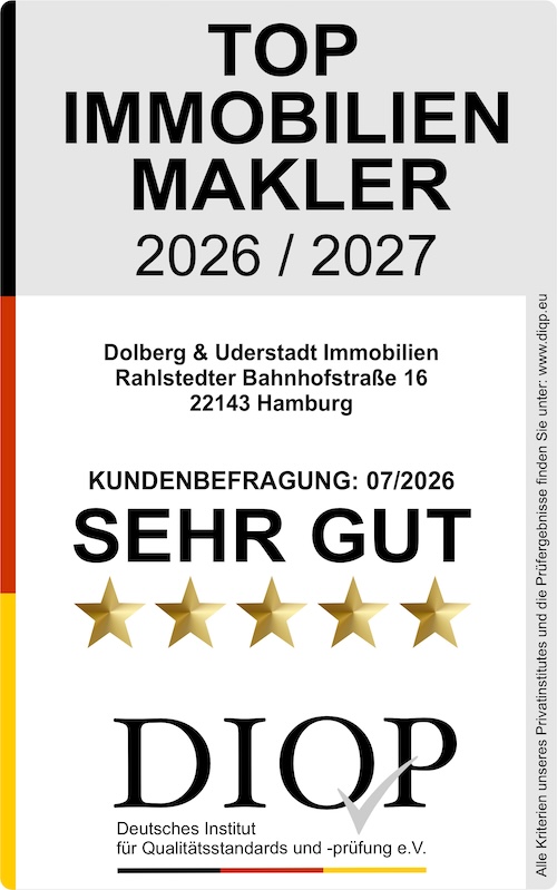 Top Immobilienmakler 1 Award certificate 'Top Immobilien Makler 2026/2027' with 'SEHR GUT' rating and seven gold stars, for Dolberg & Uderstadt Immobilien, Hamburg.
